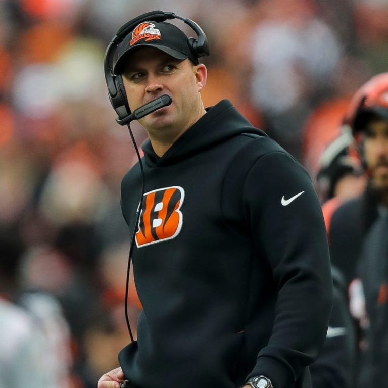 Bengals coach opens up about Damar Hamlin situation, playoffs