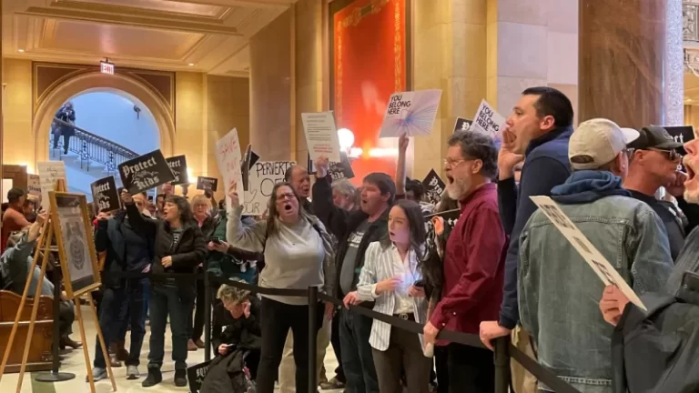Minnesota advances ‘trans refuge’ bill opponents say would strip custody from non-consenting parents