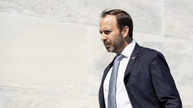 Lawmaker demands Pulitzer Prize awarded to NYT, WaPo be rescinded following Durham revelations