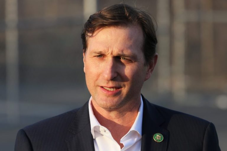 House Dem slammed by conservative writer at hearing on left-wing violence: ‘Coward’