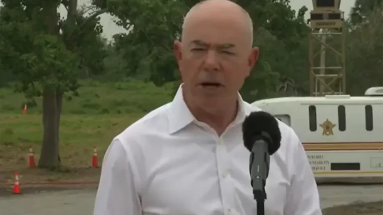 Mayorkas pleads with migrants not to enter US illegally when Title 42: ‘You are being deceived’