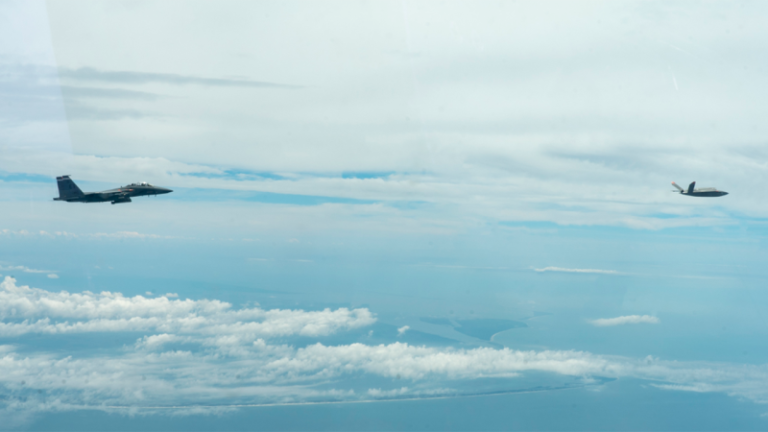 AI test flight moves Air Force one step closer to unmanned ‘wingman’ aircraft
