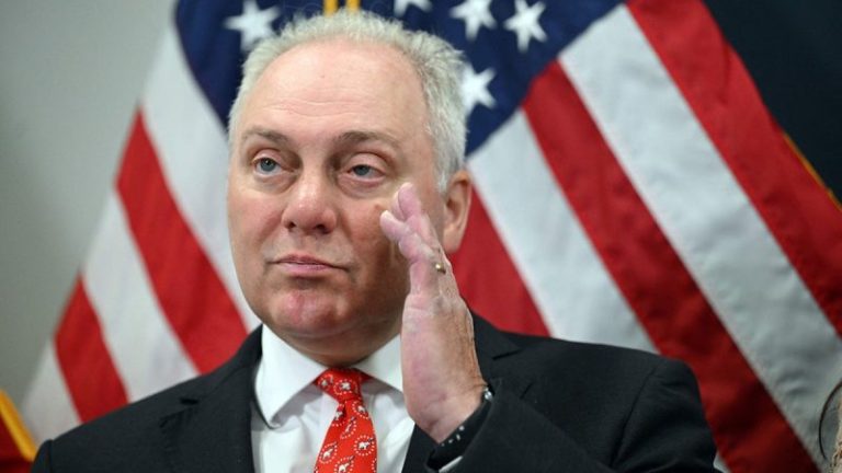 House speaker ‘chaos’ could benefit Dems as race stretches into new week