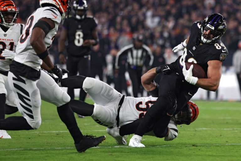 Controversial tackling technique needs to be banned by NFL – quickly