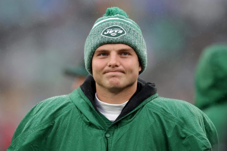 Jets make announcement on starting QB for Week 14 game vs. Texans