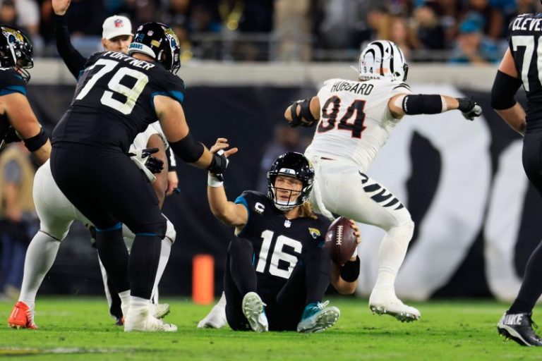 Trevor Lawrence addresses cart refusal, injury status for Week 14