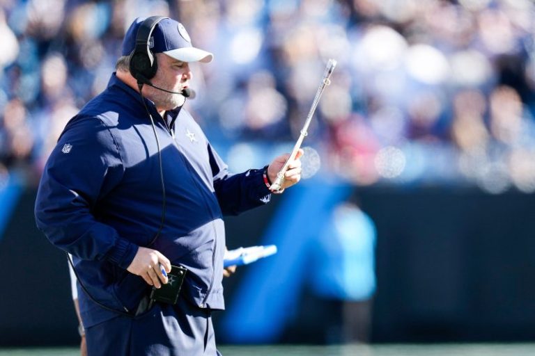 Cowboys coach back after emergency surgery