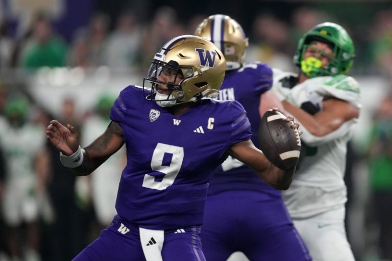 College football award winners: Who earned top honors for 2023 season?