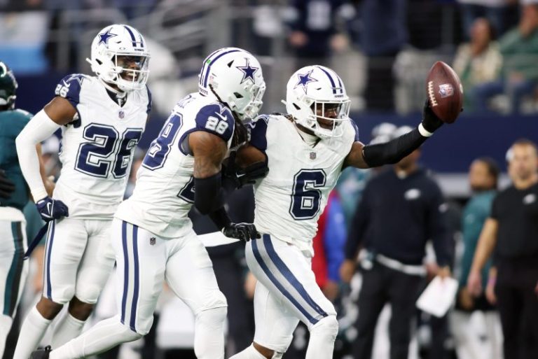 SNF winners, losers: Cowboys score playoff picture-altering win