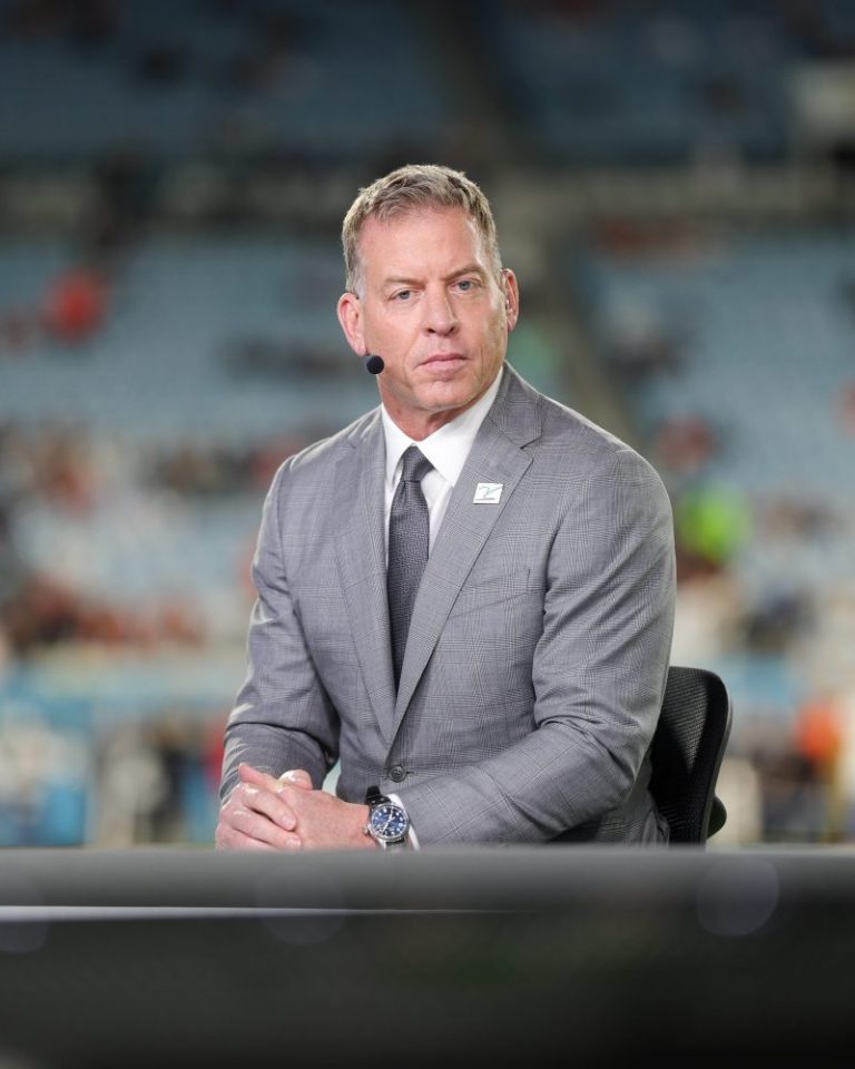 Troy Aikman joins chorus of NFL officiating critics: ‘This is ridiculous’