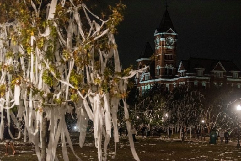Auburn fans celebrate Nick Saban’s retirement in classic Auburn fashion