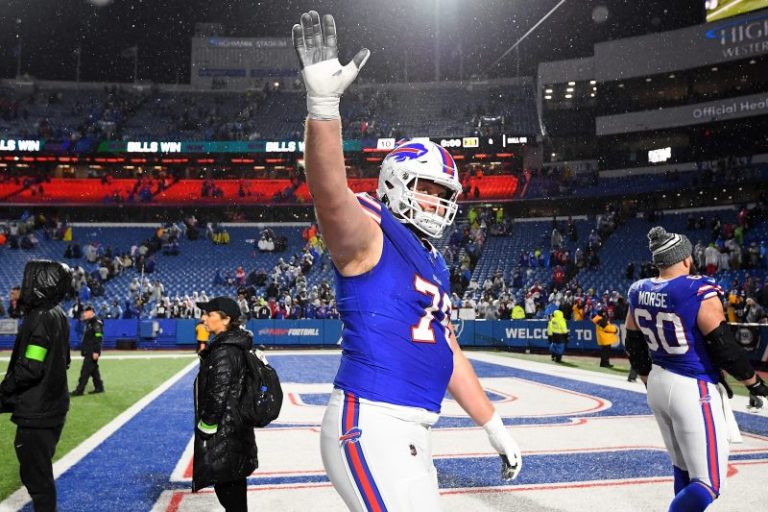 Bills lineman got major assist to get newborn home safely in snowstorm