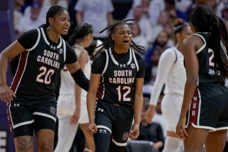 No. 1 South Carolina slips past LSU after Angel Reese fouls out