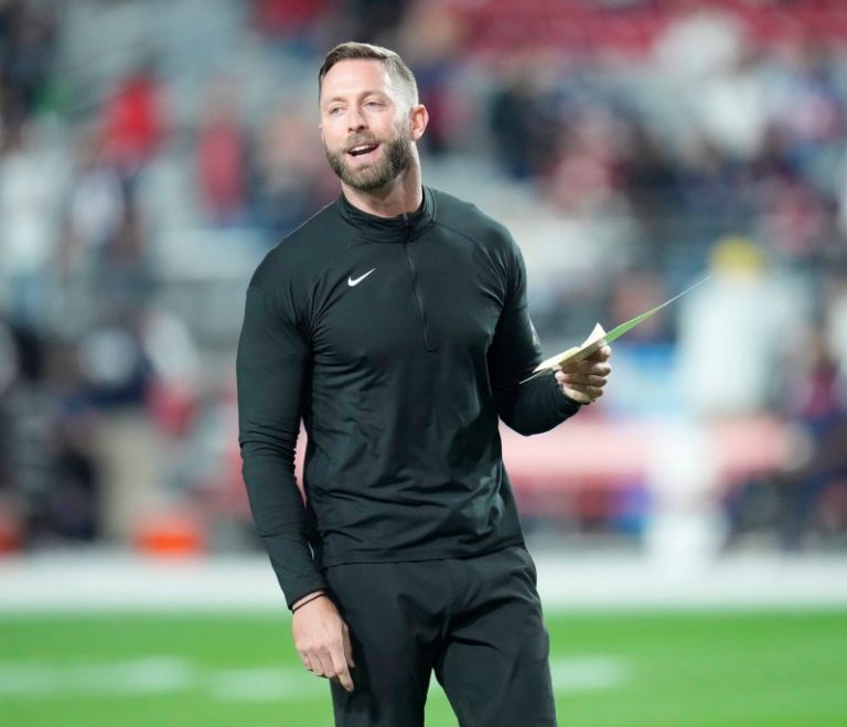 Kliff Kingsbury ‘expected’ to join Raiders as offensive coordinator