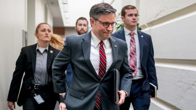 House GOP leaders jettison promise to vote on 12 individual spending bills