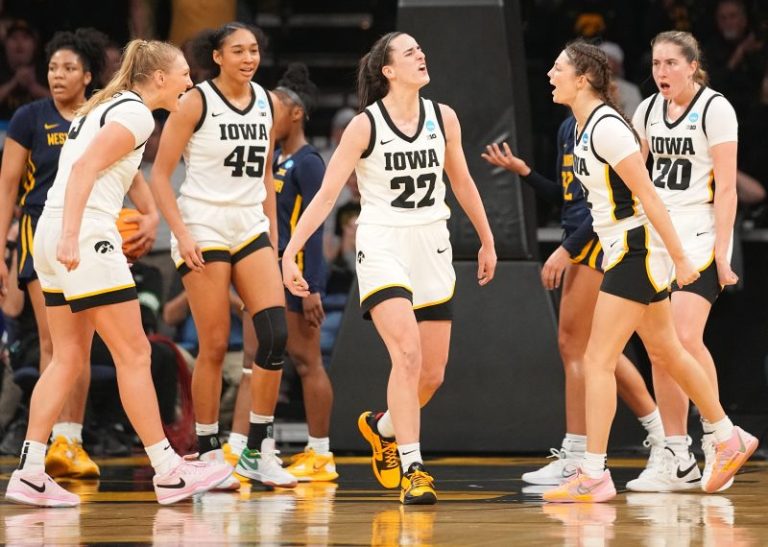 Caitlin Clark, Iowa face tough Sweet 16 schedule with experience, focus