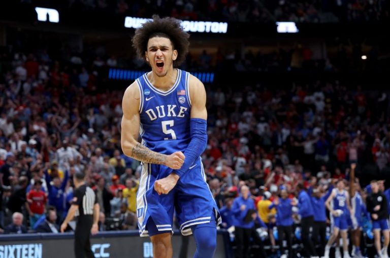Who will advance to the men’s Final Four on Sunday? Our expert picks