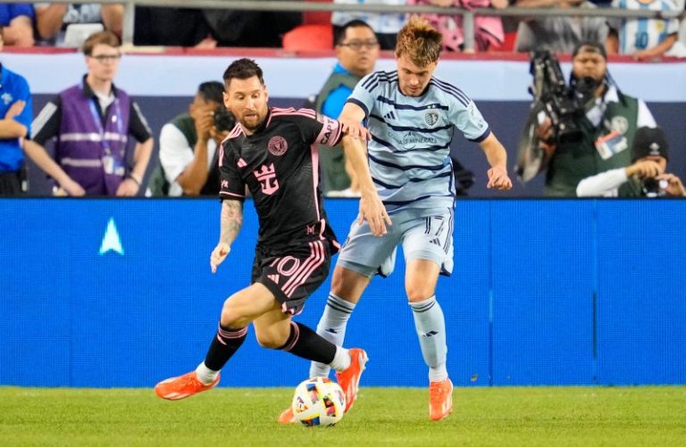Messi scores as Miami beats Sporting KC in front of Mahomes, Reid
