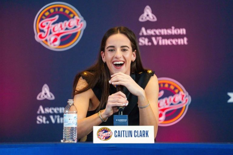 Caitlin Clark ‘keeps momentum rolling’ in Indiana Fever training camp