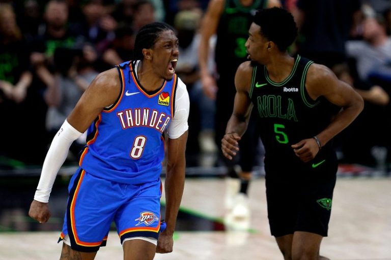 Thunder sweeps Pelicans to advance in playoffs for first time since 2016