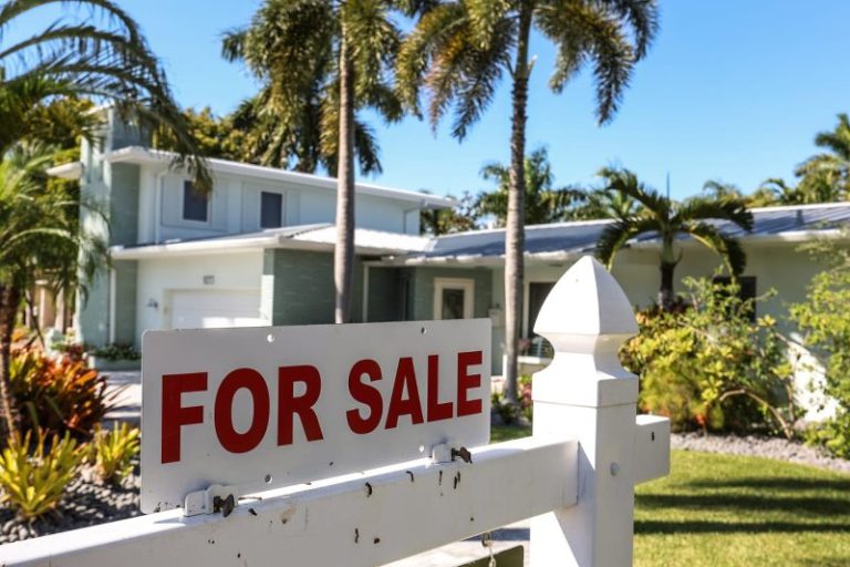Renters’ hopes of being able to buy a home have fallen to a record low, survey shows