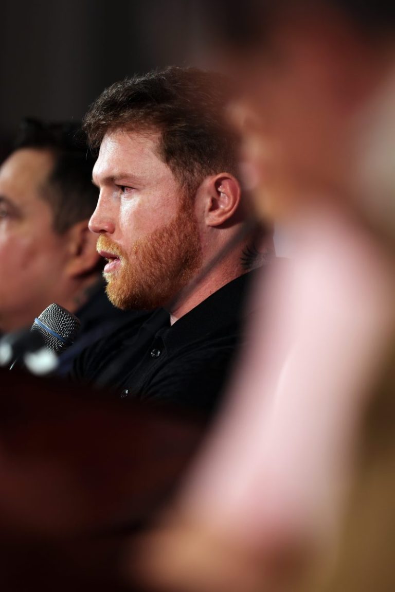 Canelo Alvarez, Oscar De La Hoya let profanity fly in heated war of words