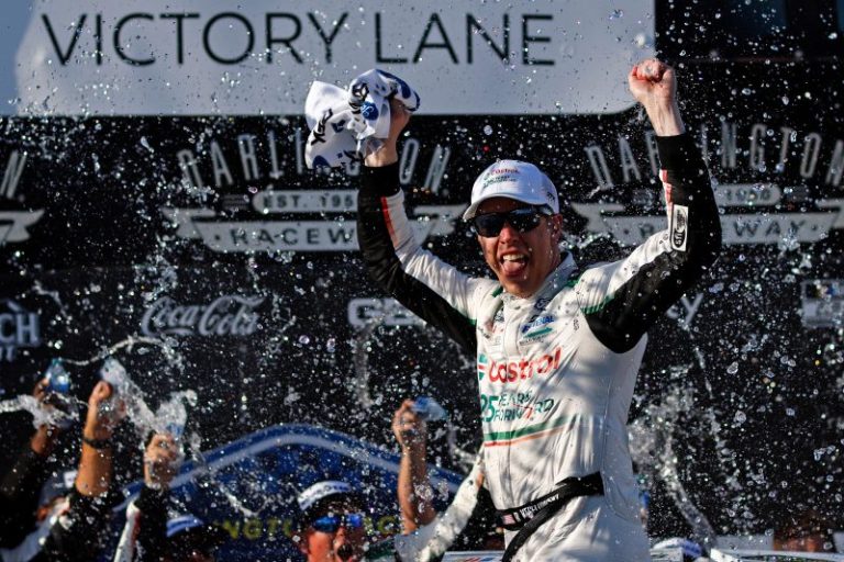 Keselowski triumphs at Darlington to snap 110-race NASCAR winless streak