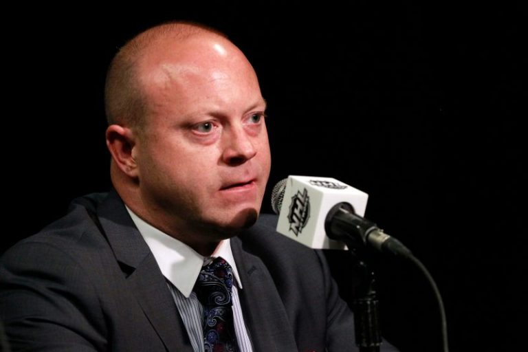 NHL reinstates employees banned over Blackhawks scandal