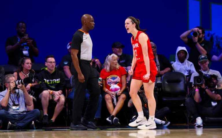 Caitlin Clark sets record for most assists in WNBA game