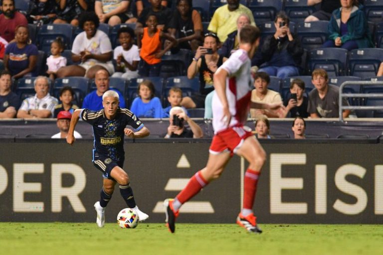 14-year-old MLS player makes pro sports history with debut