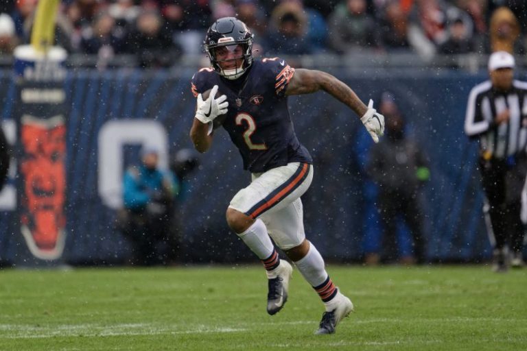 Bears star signs team-record $110M extension