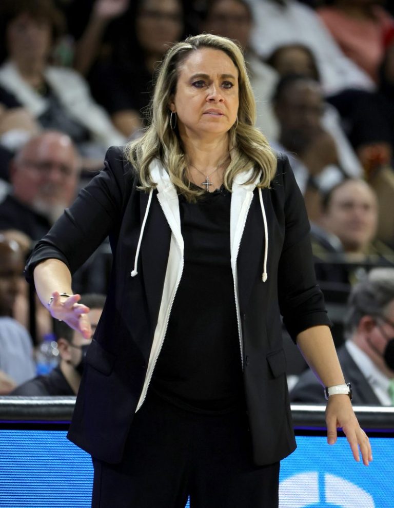 Becky Hammon denies Dearica Hamby’s mistreatment allegations