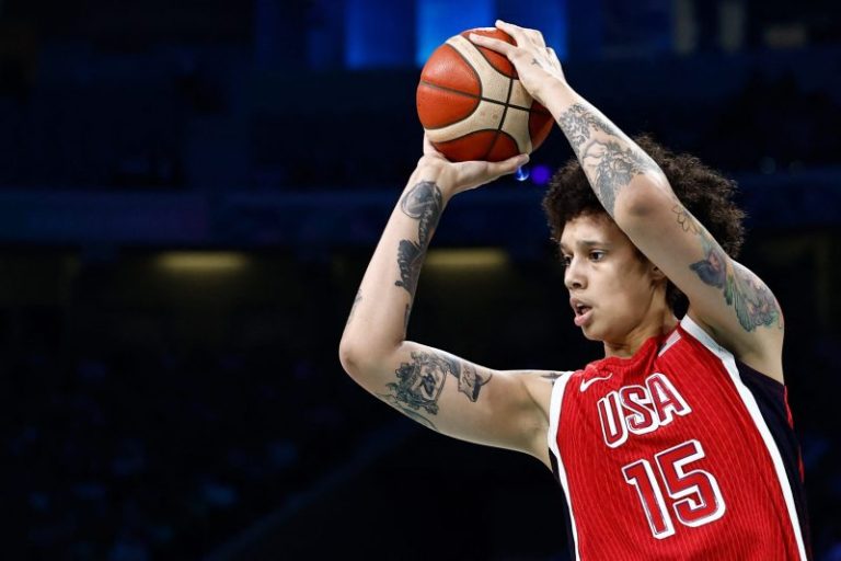 Brittney Griner reacts to Paul Whelan, Evan Gershkovich being released