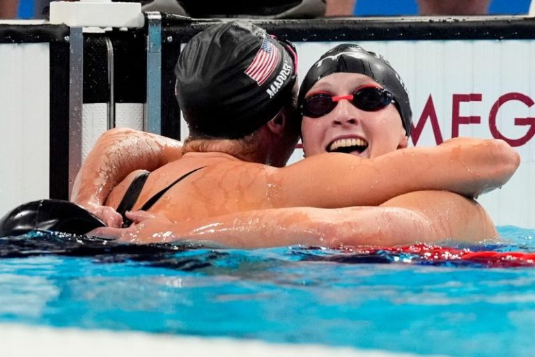 Ledecky makes Olympic history, wins 800m free gold a fourth time