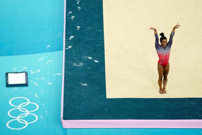 Simone Biles got a deduction for not saluting Olympic judges right