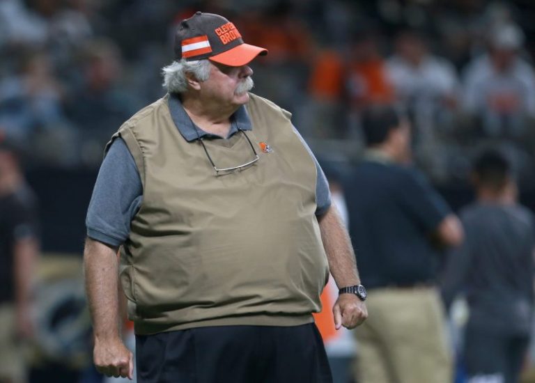 ‘Let’s go eat a snack!’ Most memorable ‘Hard Knocks’ moments