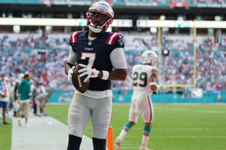 Patriots cut receiver after one disappointing season