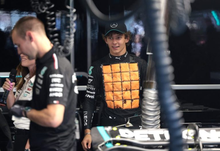 Mercedes names teenager to replace Lewis Hamilton in 2025