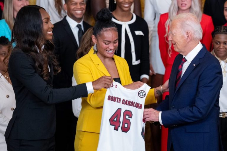 Staley, South Carolina celebrate NCAA championship at White House