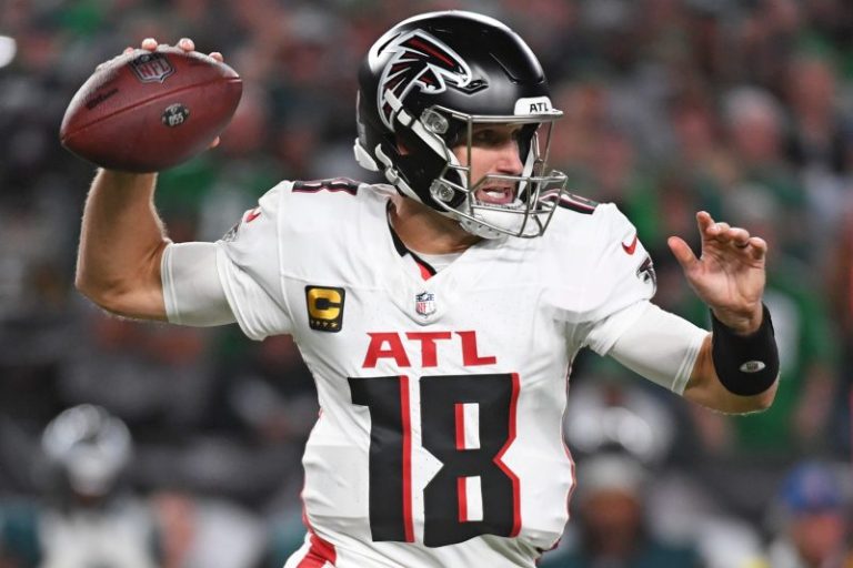 Falcons knock off Eagles on MNF with last-minute touchdown