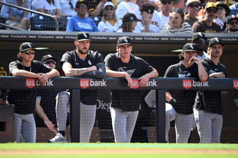 White Sox tie MLB record with 120th loss