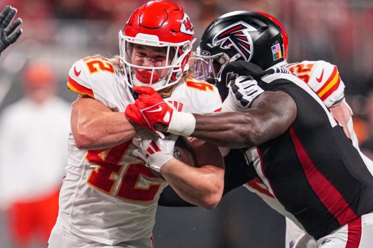 Chiefs RB makes first NFL start on sister’s wedding day