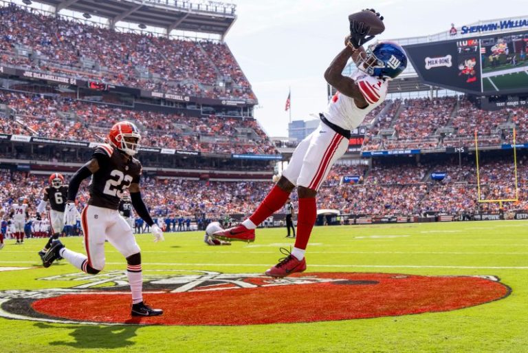Star NFL rookie is carrying team thanks to record start