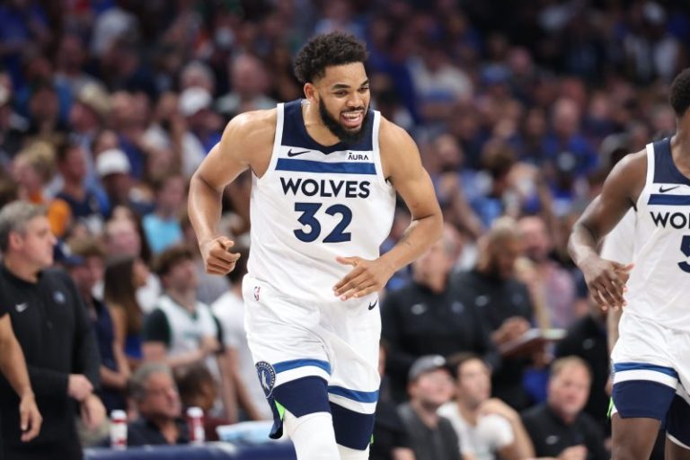 Four-time All-Star headed to Knicks in blockbuster deal