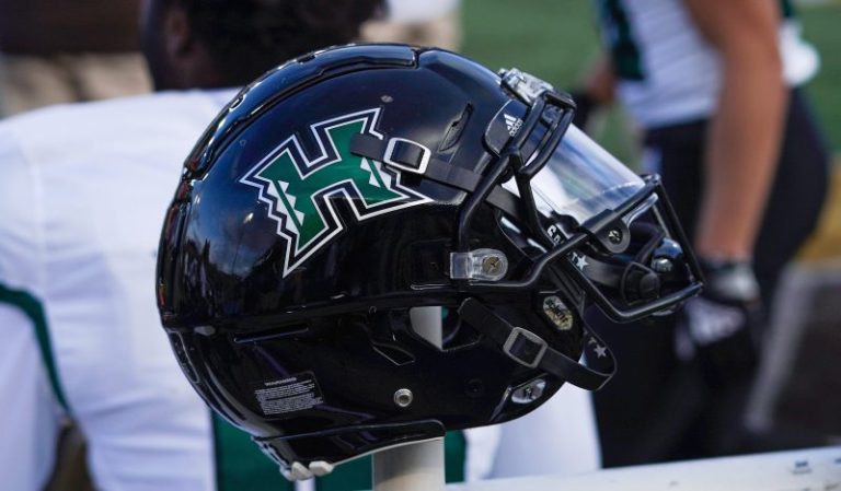 Mountain West adds Hawaii as full-time member, satisfying NCAA minimum