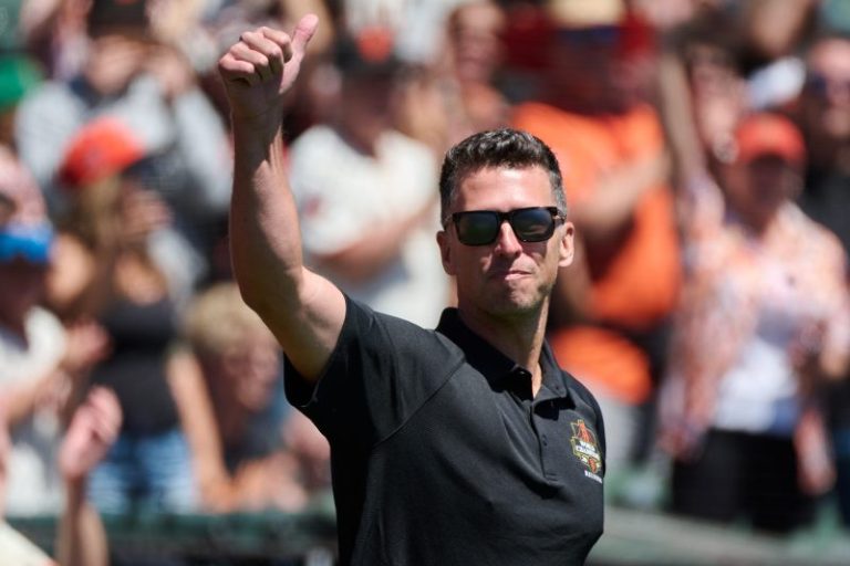 San Francisco stunner: Giants legend replaces fired team president