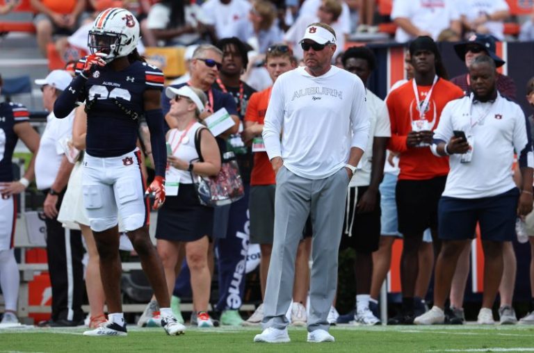 Even in second year, Hugh Freeze under pressure to win now at Auburn