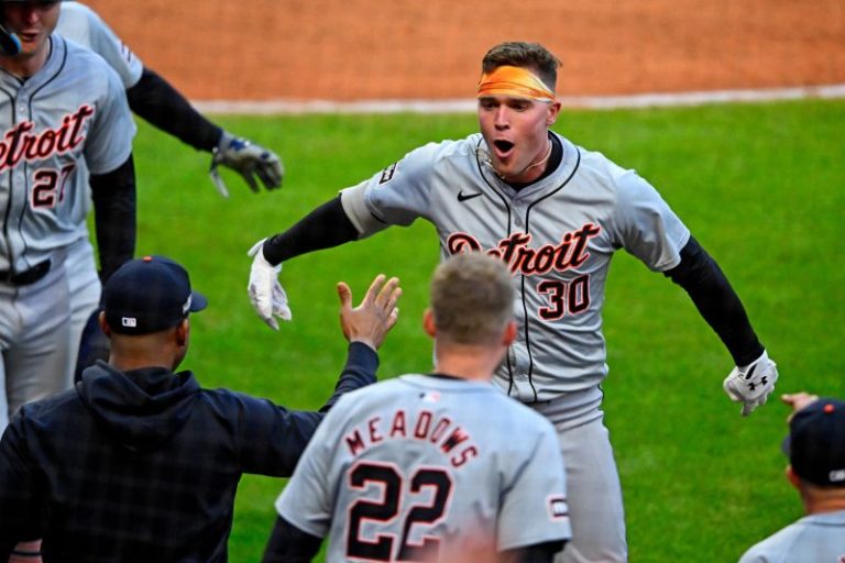 Tigers win dramatic Game 2 vs. Guardians with ninth-inning homer