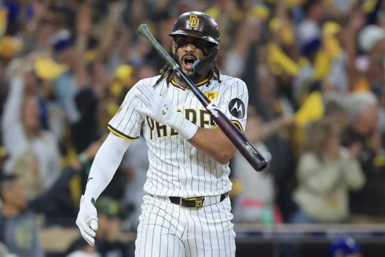 ‘No fear:’ Tatis Jr. continues historic postseason in Padres’ Game 3 win