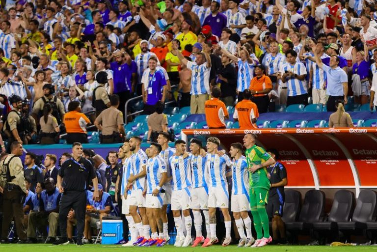 Messi, Argentina settle for draw vs. Venezuela in World Cup qualifier